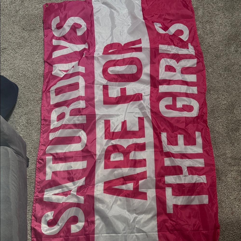 Amazon Pink and White Wall Tapestry